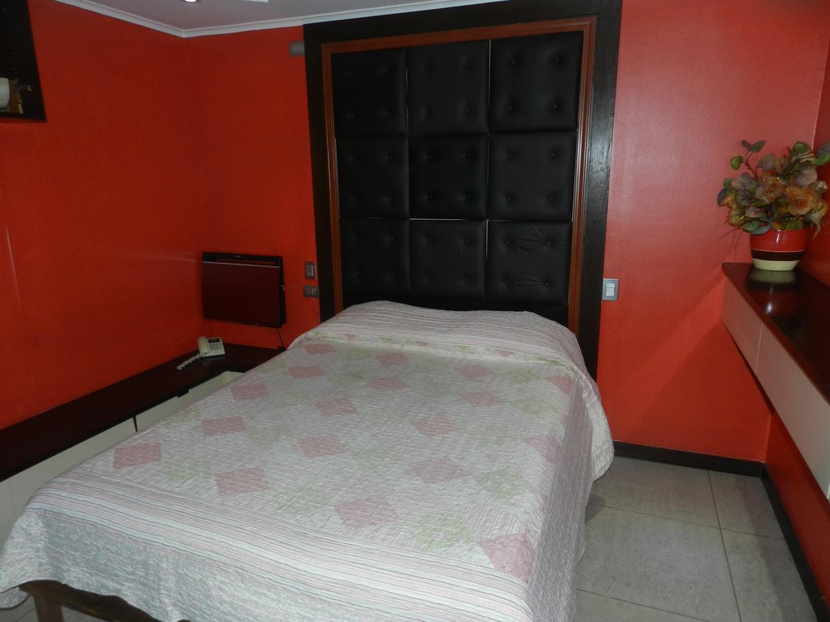 Hotel Guayaquil Santiago du Chili Extérieur photo