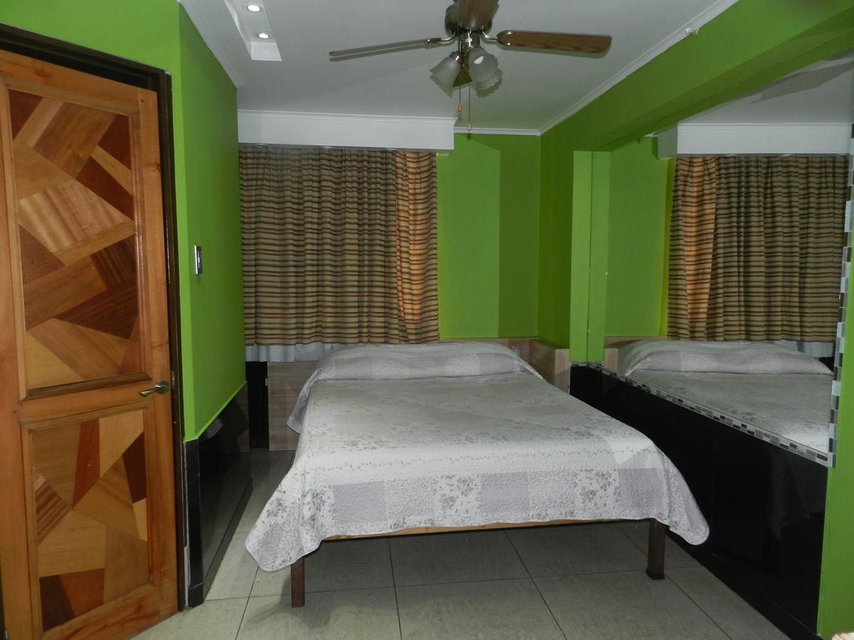 Hotel Guayaquil Santiago du Chili Extérieur photo